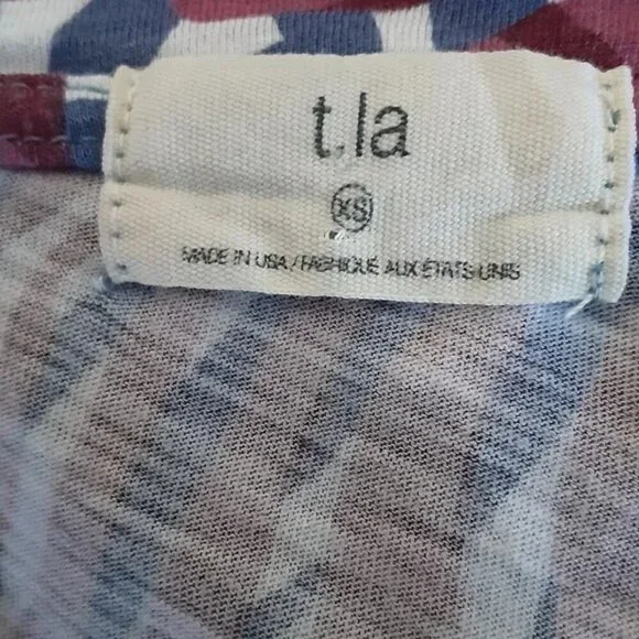 Anthropologie t.la Wayfaring Purple Zebra Print V-Neck T-shirt - Picture 5 of 6